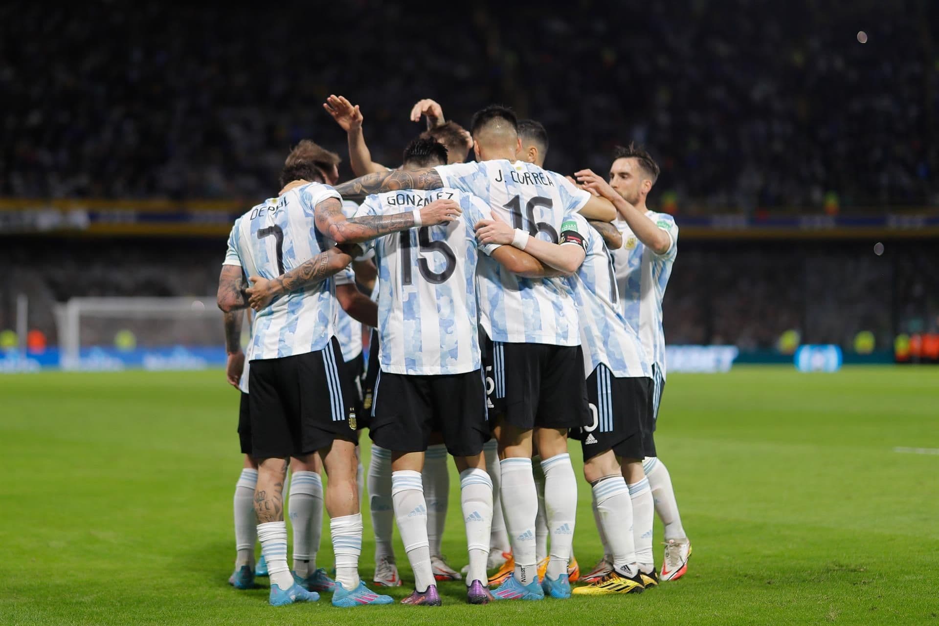 Con un gran Leo Messi y un Di María enorme, el conjunto nacional se despidió de su gente con triunfo 3 a 0 ante Venezuela.