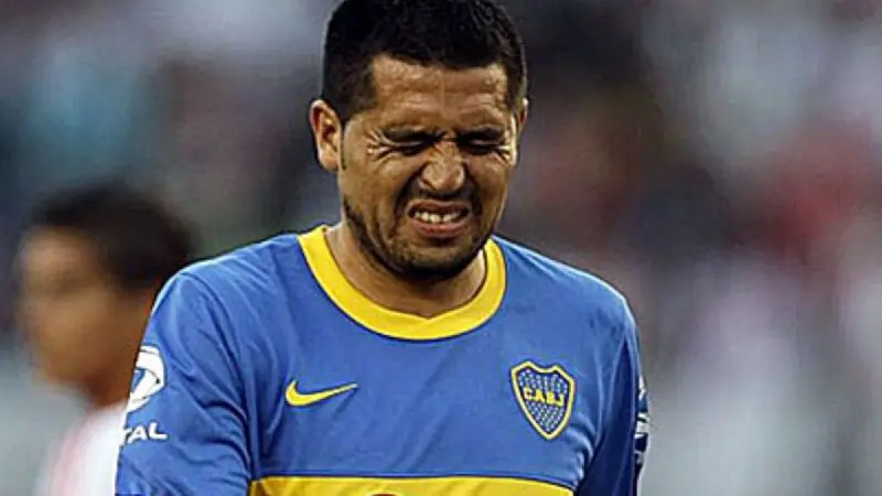 Conocé cómo se fue a los suelos la carrera del jugador que estaba llamado a ser el sucesor de Juan Román Riquelme y llegó a ser de los más caros de Argentina.