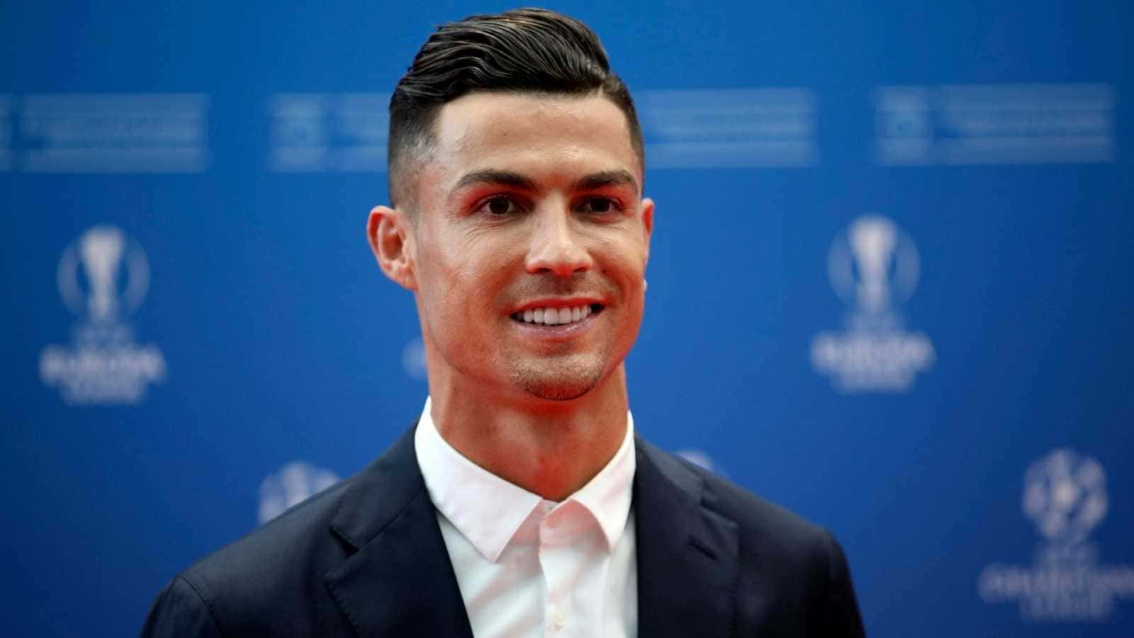 Cristiano Ronaldo es uno de los mejores futbolistas del mundo y gracias a la gran fortuna que hizo con el deporte y los sponsors que lo auspician año tras año, ha invertido su dinero en restaurantes, hoteles, entre otras cosas ¿Qué otros negocios tiene el portugués? Enterate de todas las novedades acá.