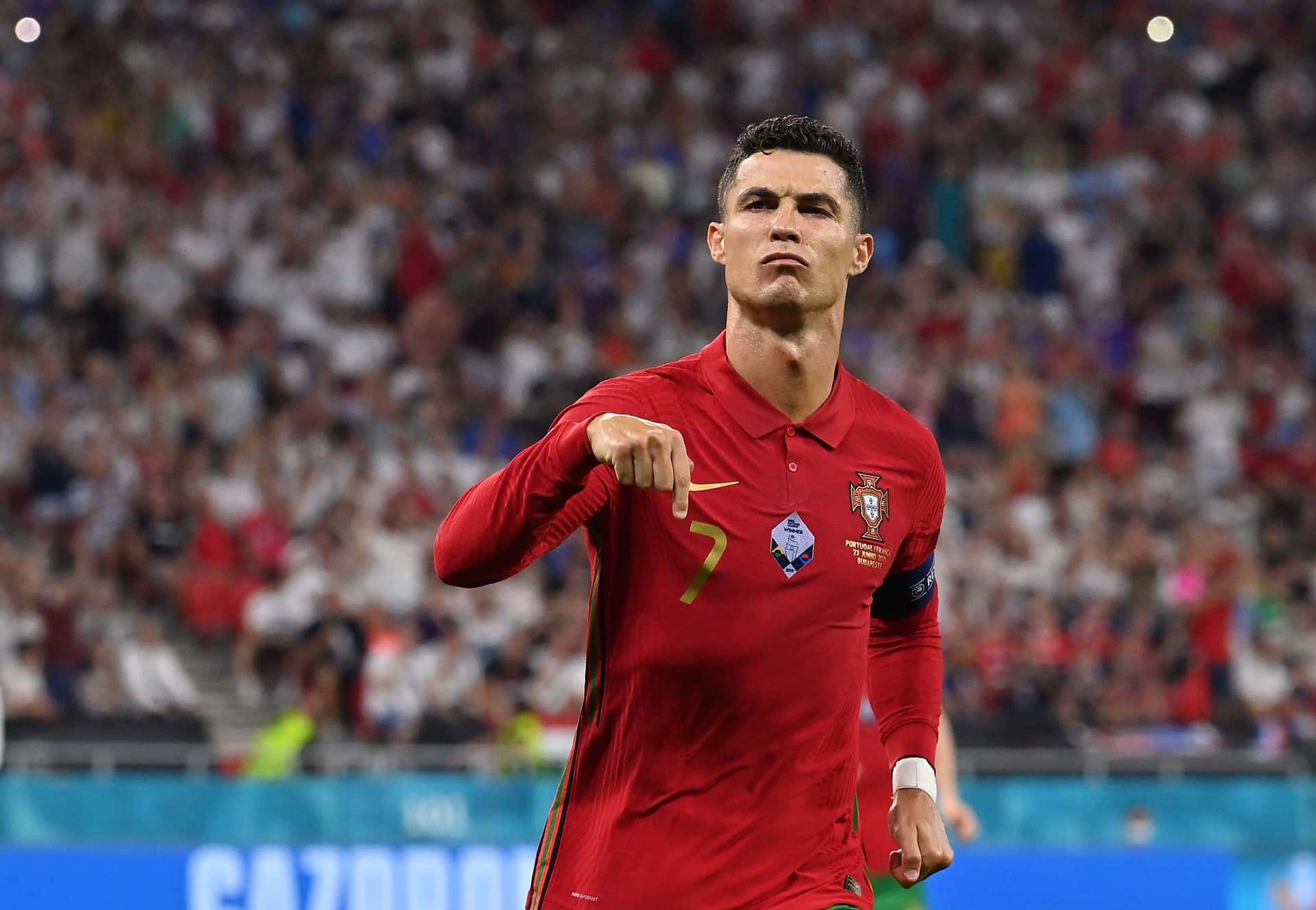 Cristiano Ronaldo está en el top 5 de los mejores jugadores de la historia del fútbol, más allá de sus dotes futbolísticos también se destaca por otras cosas fuera del ámbito deportivo ¿Cuál es el motivo por el cual el portugués no tiene tatuajes en su cuerpo? Todos los datos te los brindamos acá.