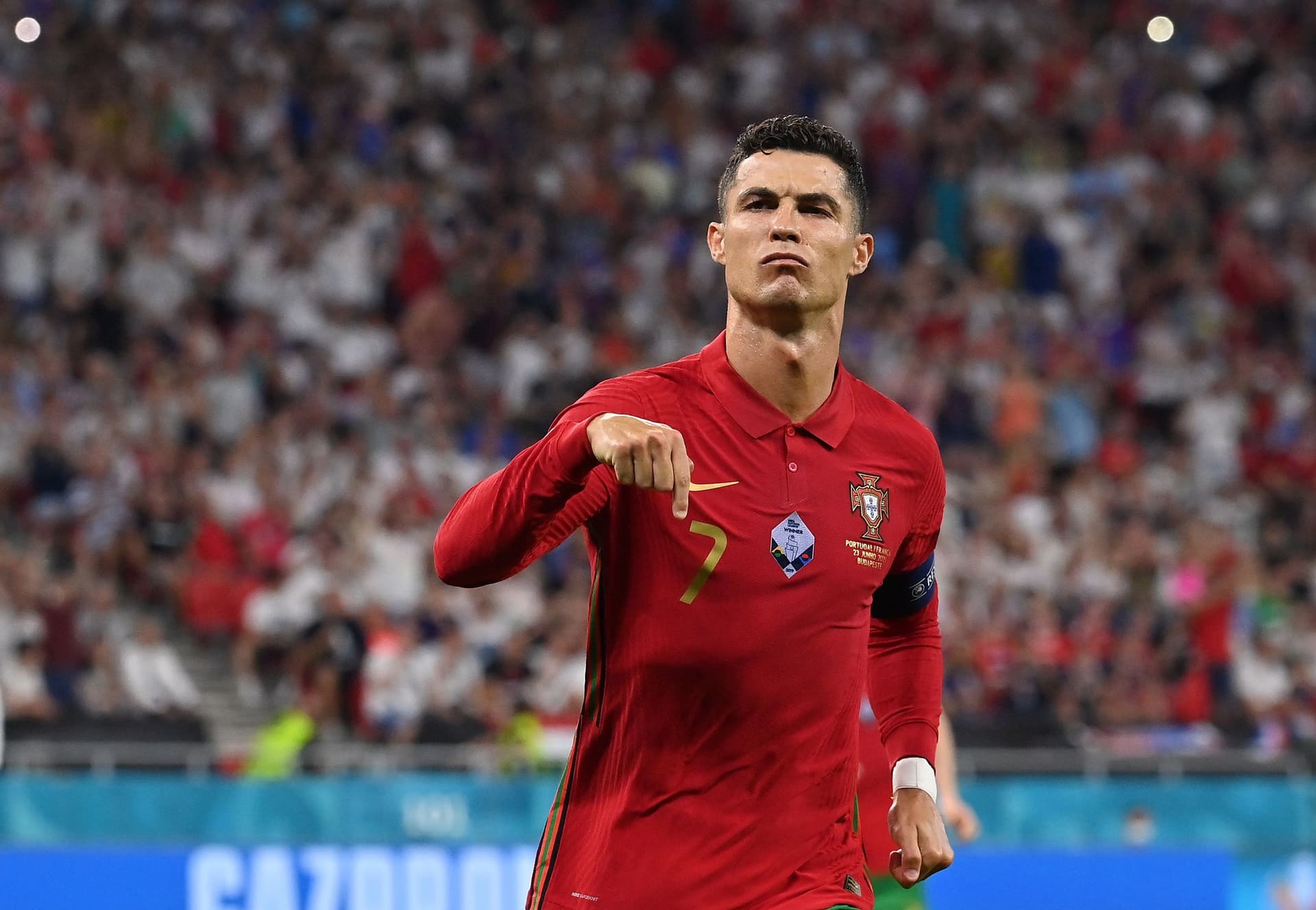 Cristiano Ronaldo está en el top 5 de los mejores jugadores de la historia del fútbol, más allá de sus dotes futbolísticos también se destaca por otras cosas fuera del ámbito deportivo ¿Cuál es el motivo por el cual el portugués no tiene tatuajes en su cuerpo? Todos los datos te los brindamos acá.