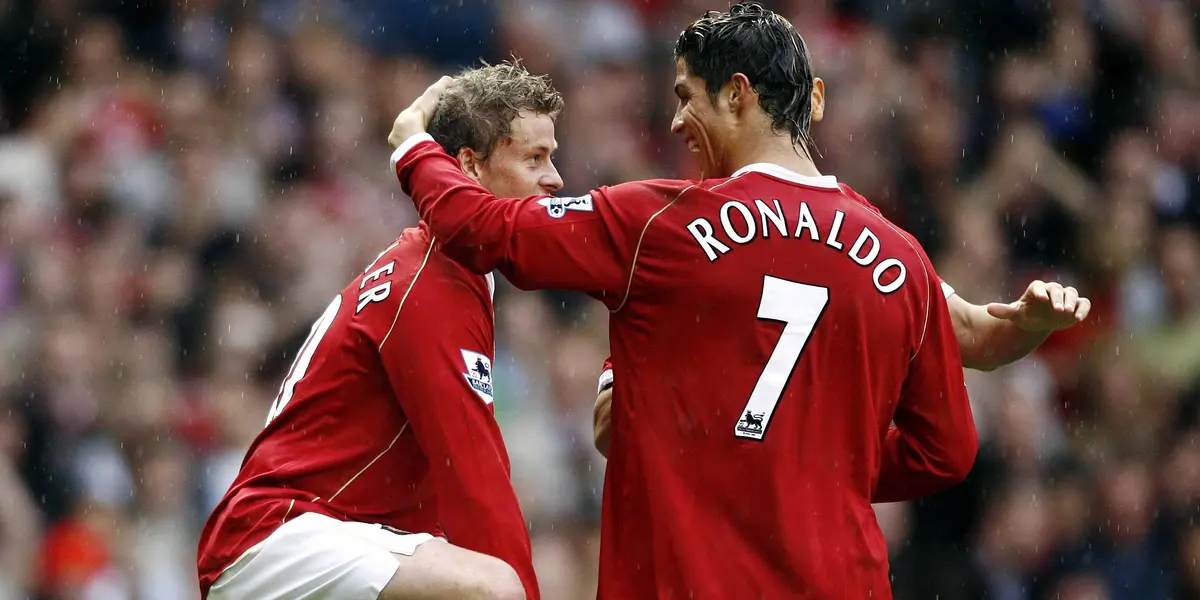 Cristiano Ronaldo se convirtió en nuevo refuerzo del Manchester United y ahora, Ole Gunnar Solskjær tendrá que pensar el once ideal para incluir al portugués en el equipo ¿Cómo sería la formación titular de los Diablos Rojos? Enterate de toda la información acá.