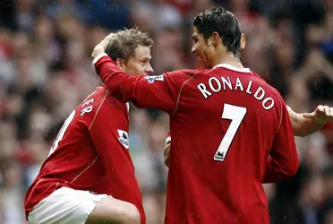 Cristiano Ronaldo se convirtió en nuevo refuerzo del Manchester United y ahora, Ole Gunnar Solskjær tendrá que pensar el once ideal para incluir al portugués en el equipo ¿Cómo sería la formación titular de los Diablos Rojos? Enterate de toda la información acá.