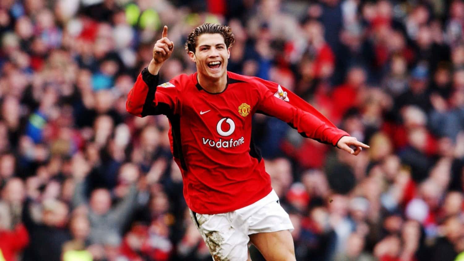 Cristiano Ronaldo se transformó en el refuerzo estrella del Manchester United tras dejar la Juventus que recibirá 15 millones de euros por su traspaso más ocho millones de euros extras en concepto de bonus por objetivos ¿Cuánto cobrará el portugués? Enterate de toda la información acá.