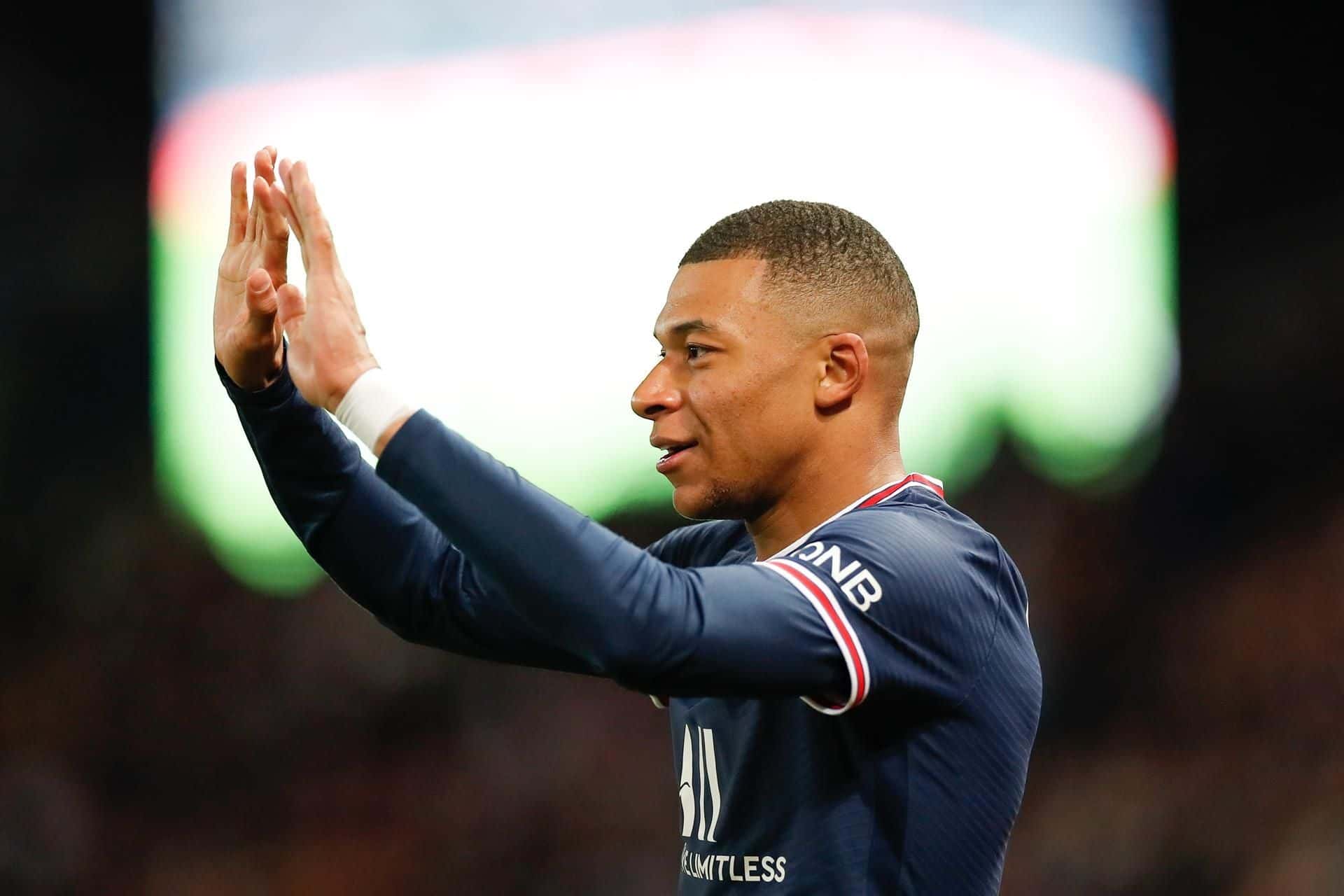 Cuando parecía que el francés seguiría su carrera en el Real Madrid, las declaraciones de hoy hacen ilusionar a todos en el PSG.