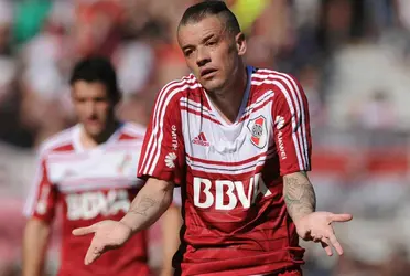 Cuando todo parecía encaminarse para un posible regreso de Andrés D´Alessandro, un equipo argentino se ha atravesado en la operación.