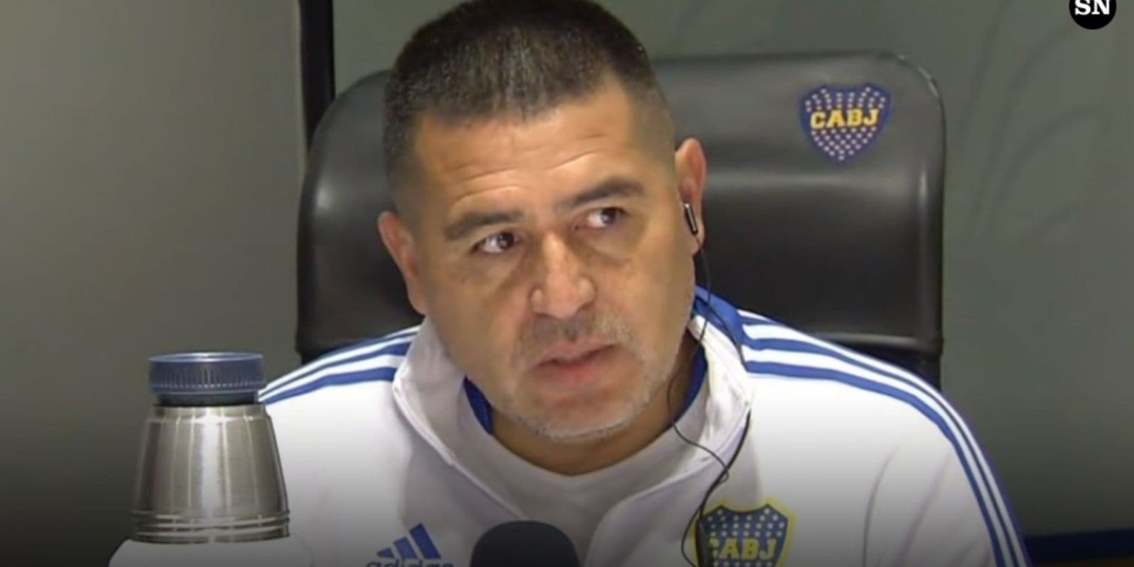De cara a un 2023 que promete ser agotador, el vice presidente pretende cambiar cosas en la plantilla y hay un apuntado para marcharse.