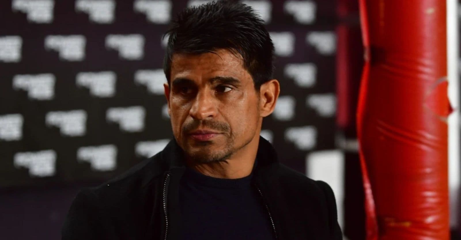 De cara al duelo ante Sarmiento, Hugo Ibarra excluyó a un futbolista y generó sorpresa en los hinchas Xeneizes.