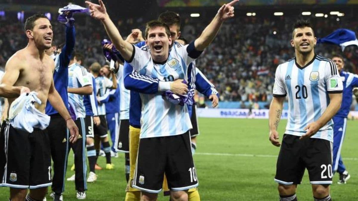 De ser figura de la Selección Argentina en el subcampeonato del Mundial 2014 a estar libre hace 6 meses. ¿Puede llegar a River Plate o Boca Juniors?