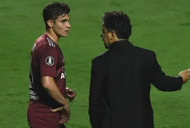 Descubrí cuál es el destino al que podría emigrar Julián Álvarez si no recupera la titularidad en River Plate.