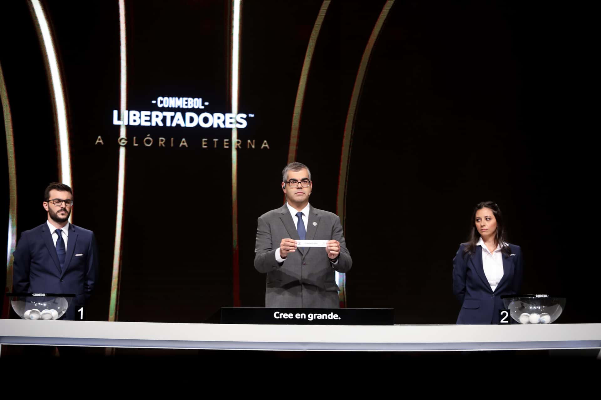 Desde la sede de la Conmebol se realizó el sorteo de la Copa Sudamericana y la Copa Libertadores 2022.