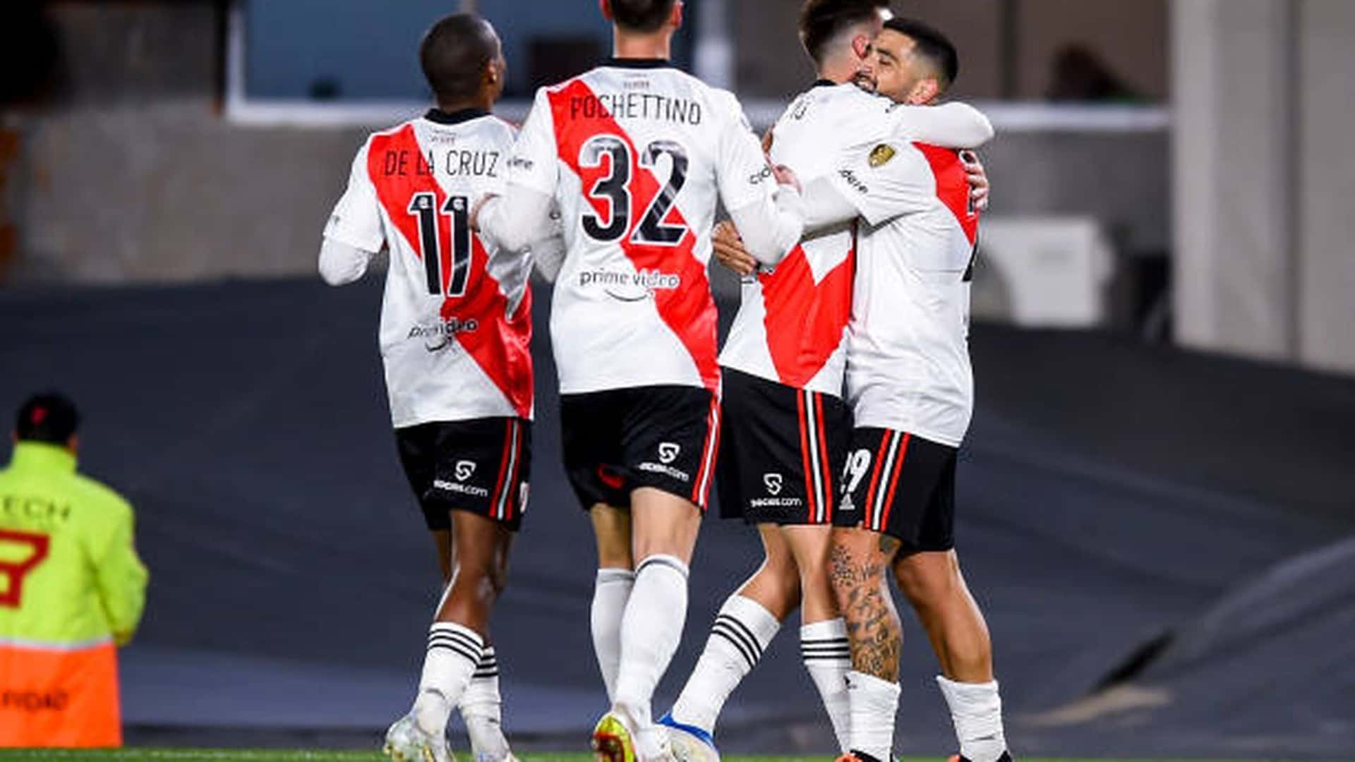 Después de idas y vueltas, finalmente una pieza clave para Martín Demichelis seguirá en el club de Núñez.