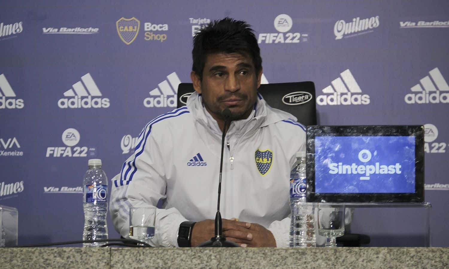 Después del pálido empate de Boca frente a Huracán, el entrenador habló en conferencia de prensa y dejó una particular frase.