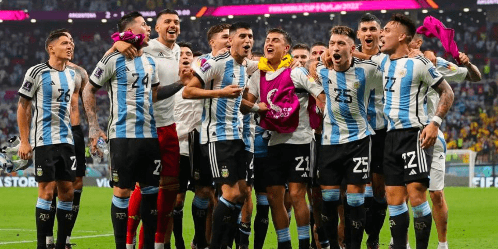 Destacó en la Copa del Mundo, pero los hinchas de su club imploran su salida