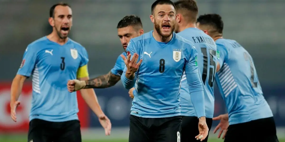 Diego Alonso, flamante entrenador del conjunto Charrua, decidió dejar afuera al volante del Cagliari por una cuestión particular.