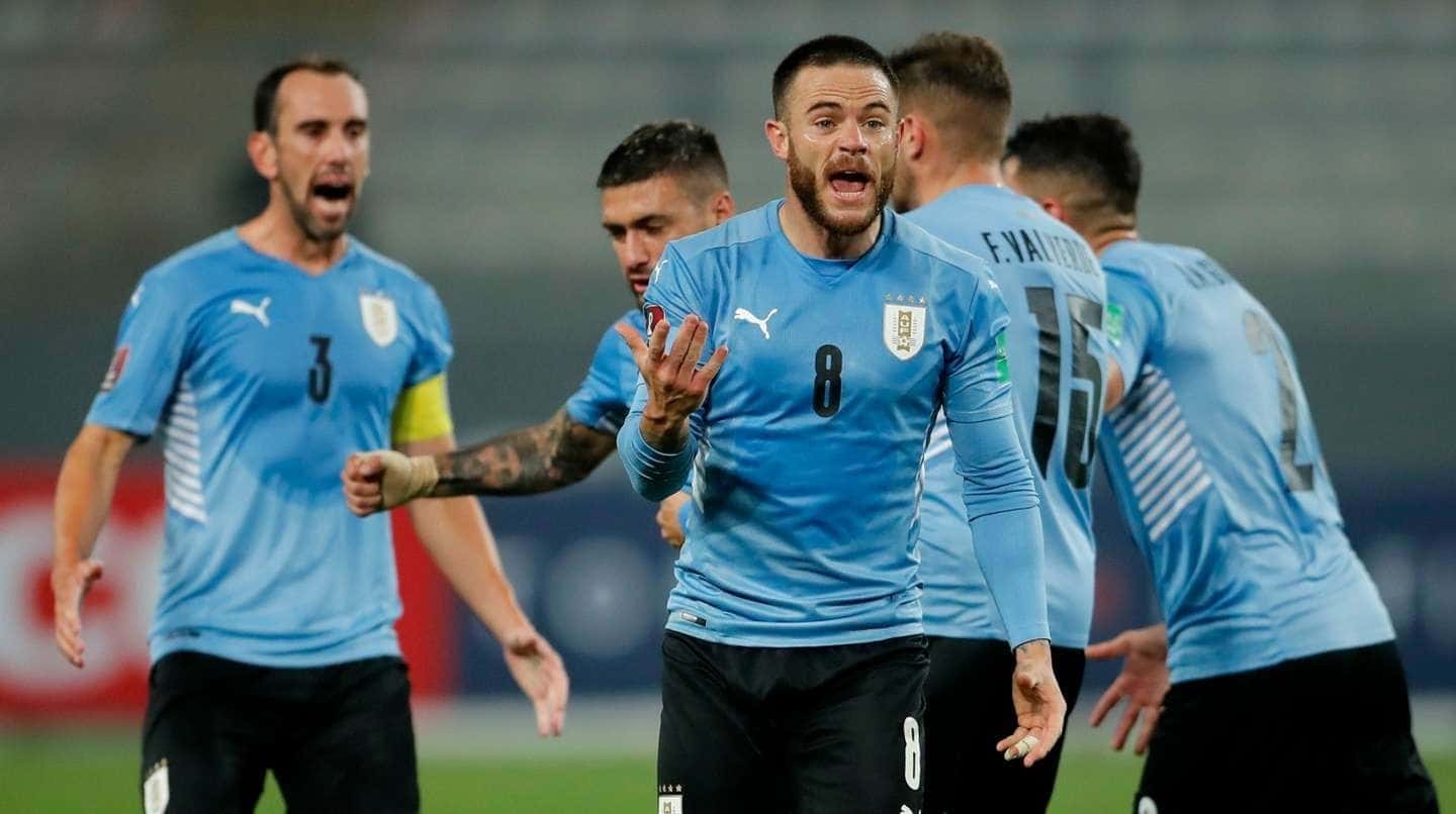 Diego Alonso, flamante entrenador del conjunto Charrua, decidió dejar afuera al volante del Cagliari por una cuestión particular.