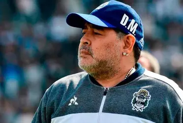 Diego Armando Maradona continúa siendo el centro de atención de la Argentina, y nadie piensa más que en él.