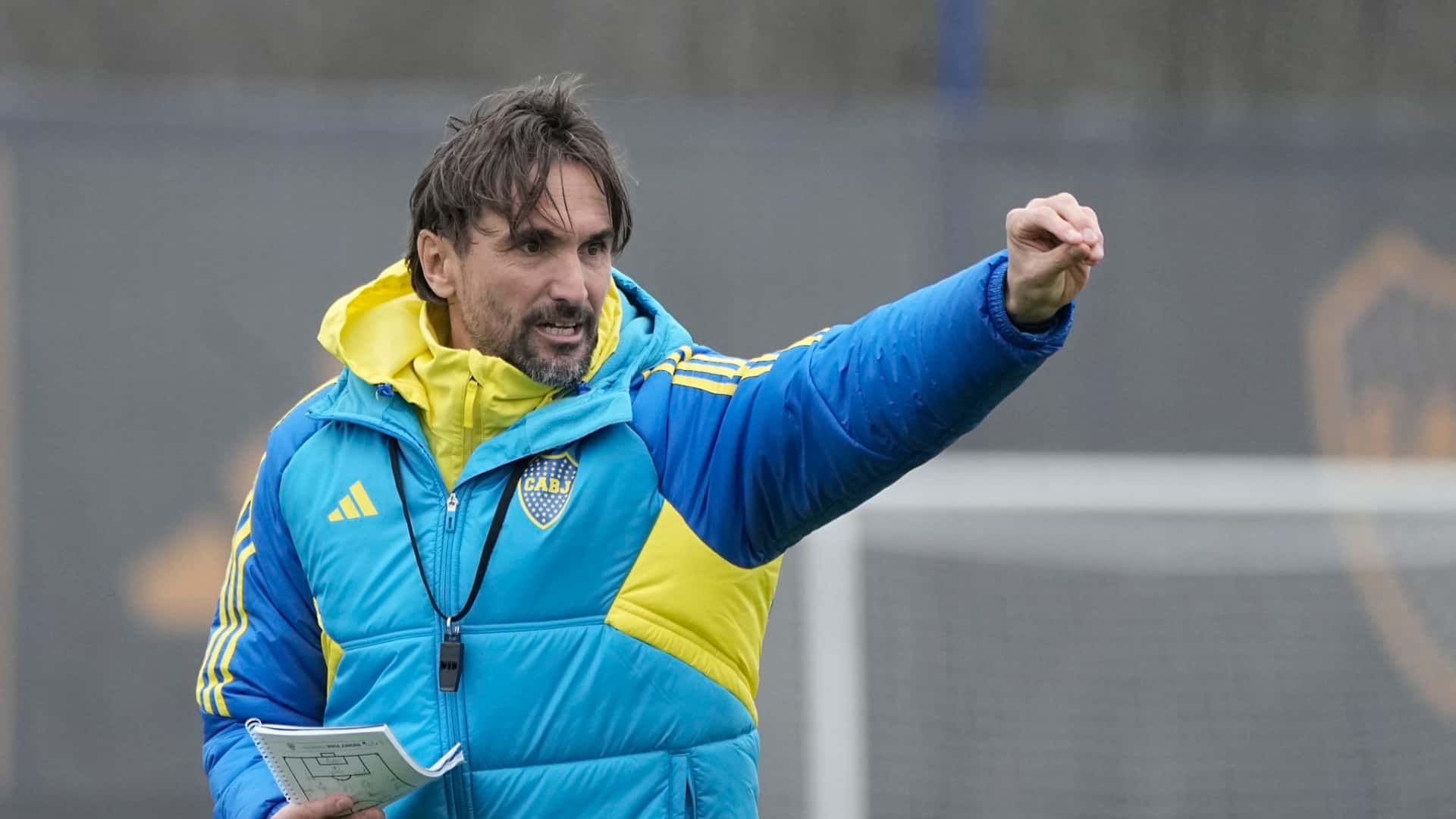 Diego Martínez en la práctica de Boca Juniors