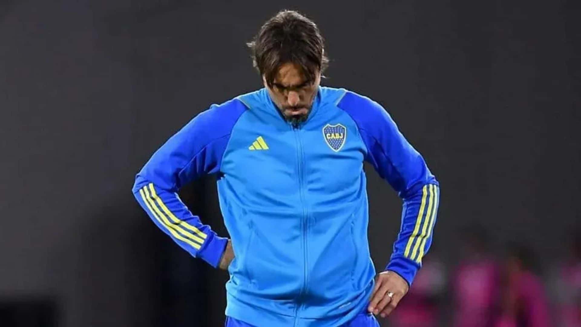 Diego Martínez se lamenta. (Foto: Fotobaires)