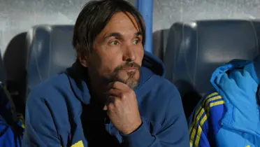 Diego Martínez y un nuevo dolor de cabeza (Foto Baires).