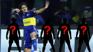 Edinson Cavani haciendo su clásico festejo de gol con la camiseta de Boca.