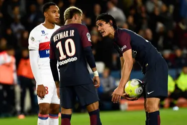 Edinson Cavani reveló en ESPN que utilizó un método que Juan Román Riquelme practicó en un pasado.