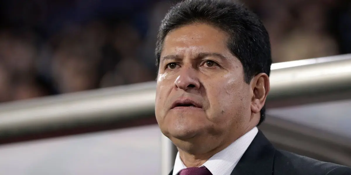 Eduardo Villegas se refirió al polémico partido en La Paz por Copa Libertadores que terminó ganando Boca 1 a 0 con un penal insólito cobrado por el árbitro.