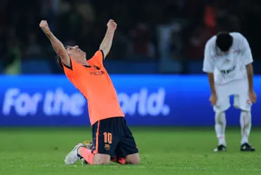 El 19 de diciembre de 2009 Barcelona y la Pulga derrotaron 2 a 1 al Estudiantes de La Plata de la Brujita en la final del Mundial de Clubes.