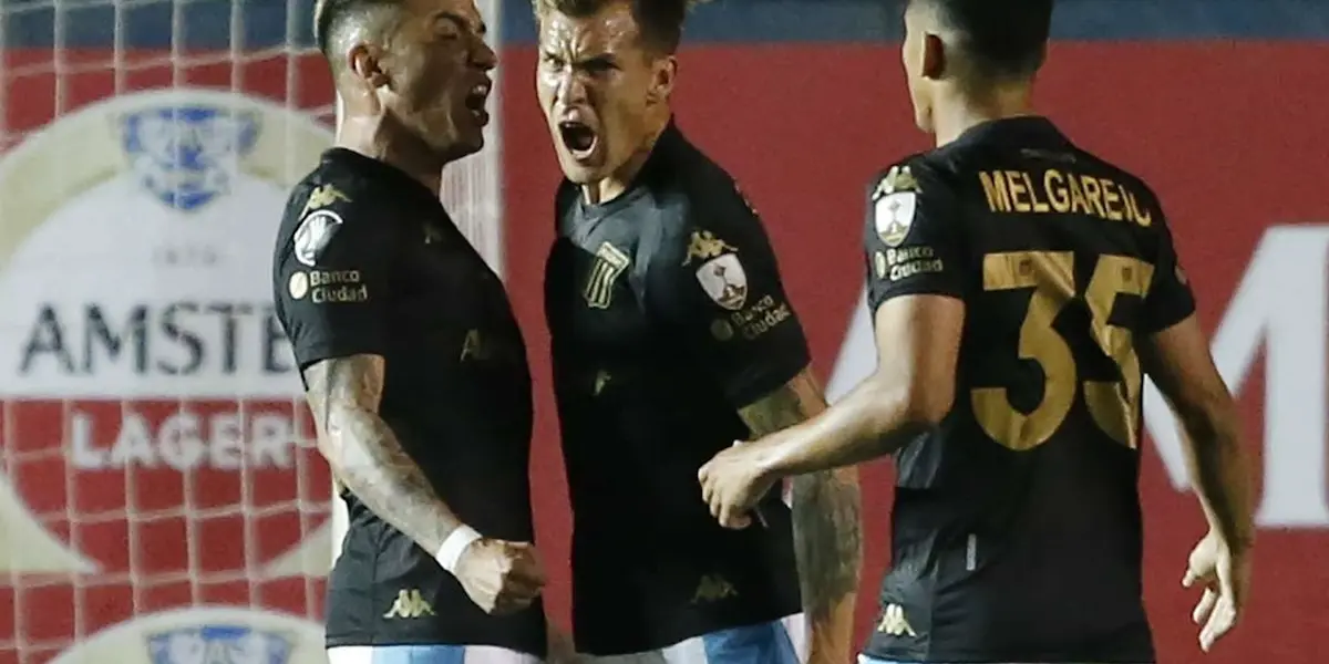 El actual delantero titular de Racing Club, Nicolás Reniero de Avellaneda dio su opinión sobre los argentinos que no fueron convocados por Lionel Scaloni, donde él se encuentra en la lista de ausentes.