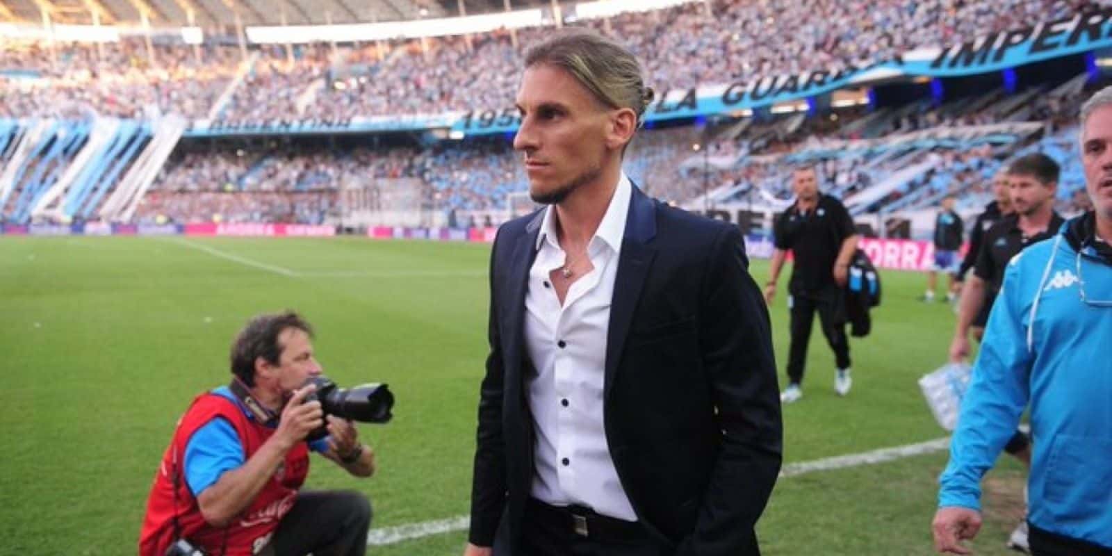 El actual director técnico del Elche de España pasó por Racing y por Independiente.