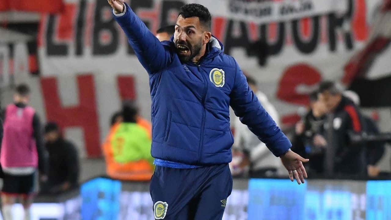 El Apache, luego de saludar afectuosamente a Gallardo y ganarle el partido, dejó una frase que no pasó inadvertida.
