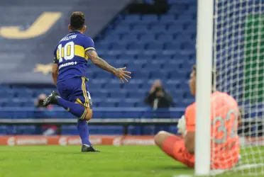 El Apache se llevó por delante a Jonatan Maidana antes de impactar la pelota.