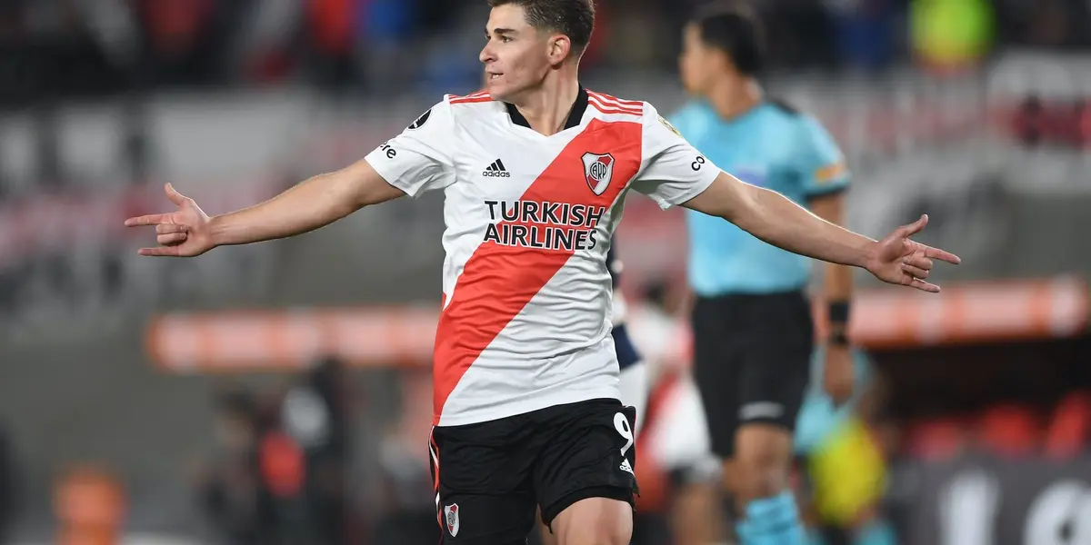 El Araña recibió una distinción por haber sido el mejor jugador de América.