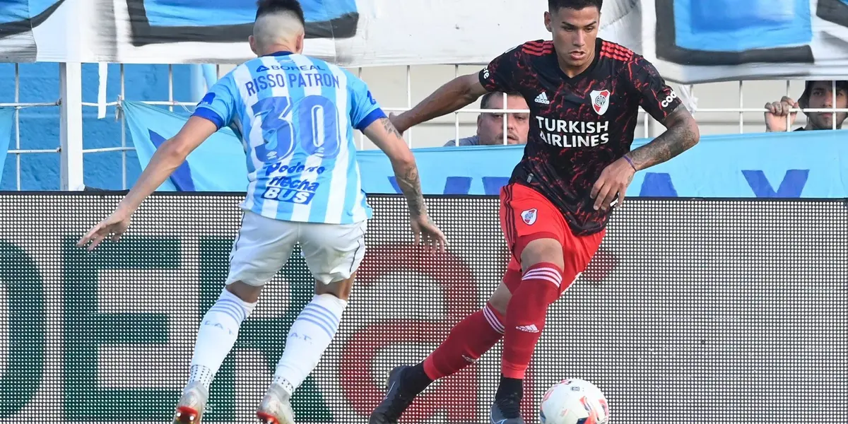 El Araña se despachó con un gran tanto en el empate 1 a 1 con Atlético Tucumán.