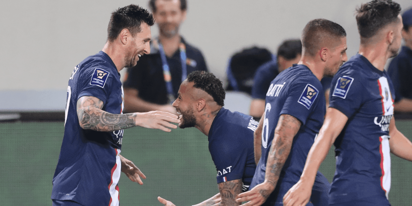 El argentino brilló ante el Nantes y cedió el lanzamiento al brasileño, quien se reivindica en el arranque de la temporada