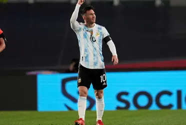 El argentino superó a Pelé, aunque aún le falta para ser encabezar el ranking mundial.