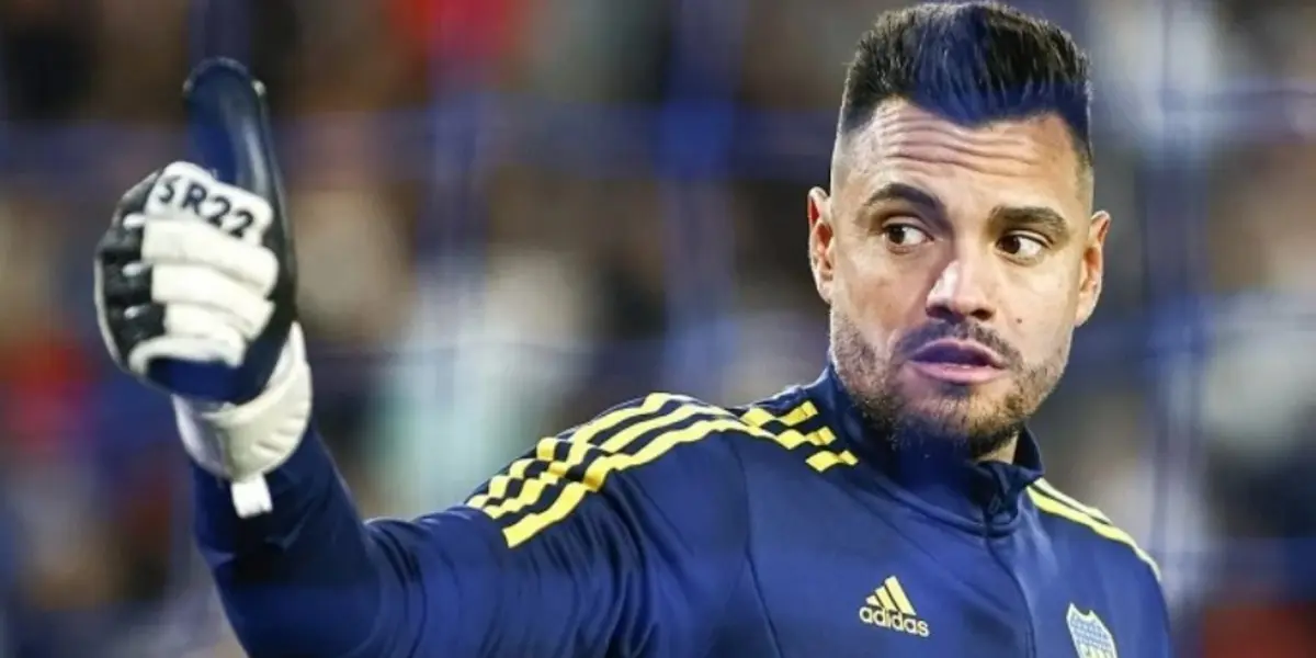 El arquero de 37 años confirmó que tiene la oferta para renovar "sobre la mesa".