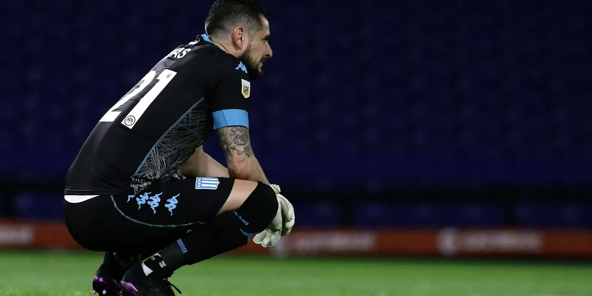 El arquero de la Academia, que quedó en la historia por recibir un solo gol en las primeras 9 fechas, sostuvo que "hay mucho por corregir".