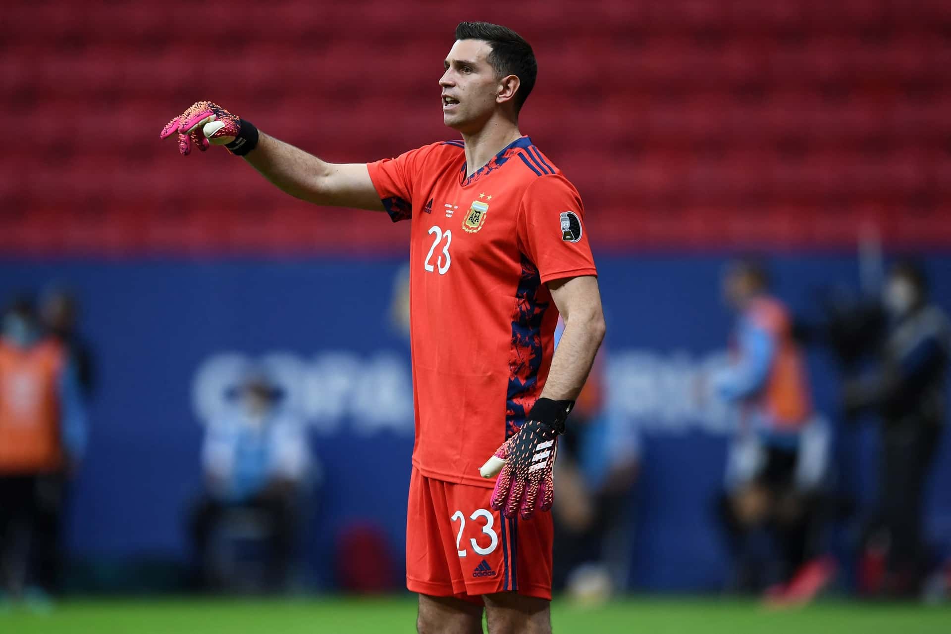 El arquero de la Selección Argentino se mostró ilusionado luego de la victoria ante Uruguay.