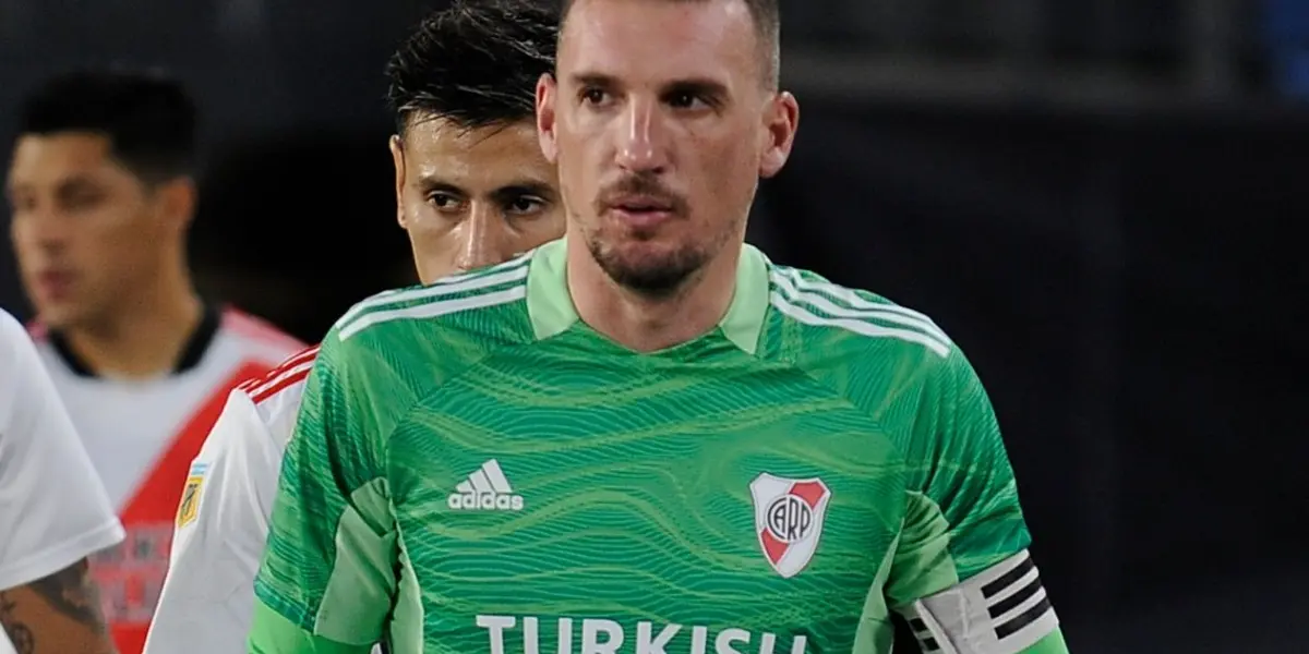 El arquero hace rato que coquetea con cambiar de aires y en las últimas horas, dejó todo en claro.