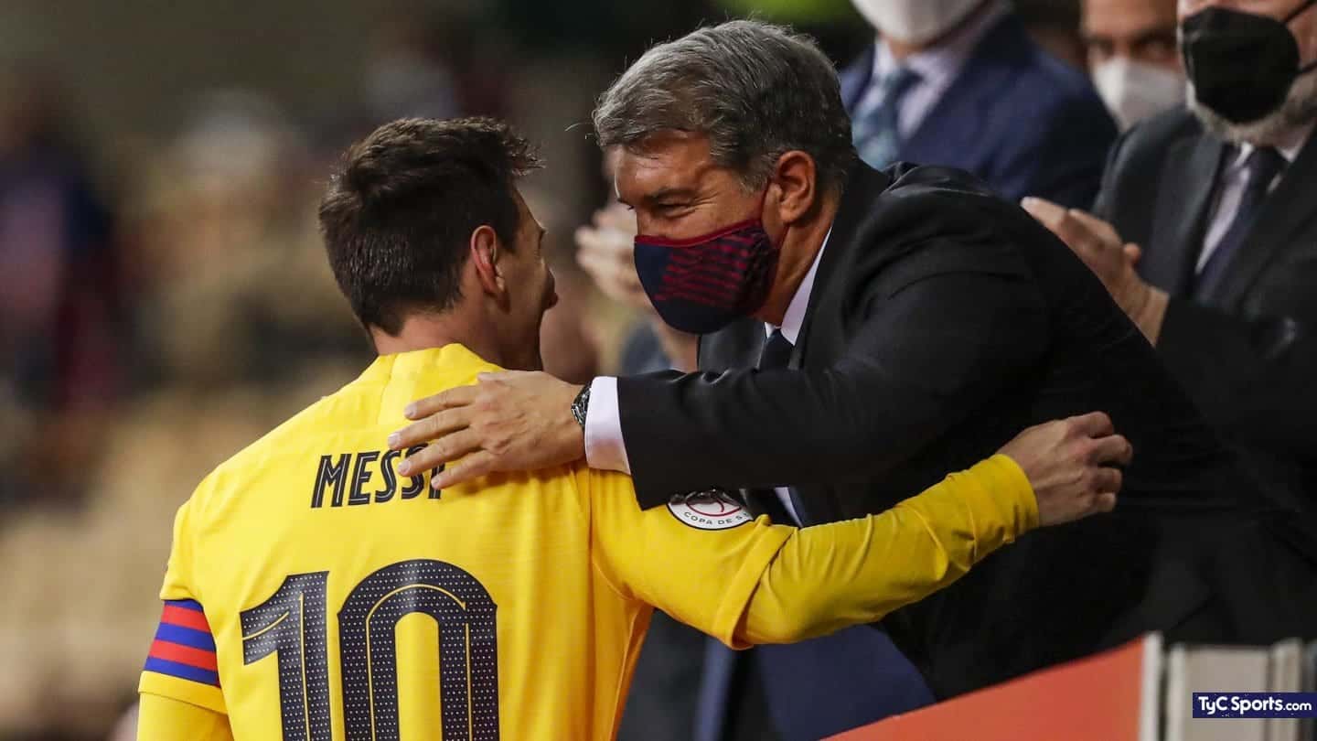 El Barcelona lanzó un comunicado oficial el último jueves despidiendo a Lionel Messi del club y esto hizo que revolucione el mundo del fútbol, luego tuvo que salir a hablar el presidente Joan Laporta explicando todos los motivos de la salida del mejor jugando del mundo ¿Cuál fue la frase más destacada de la conferencia de prensa? Enterate de todas las novedades acá.