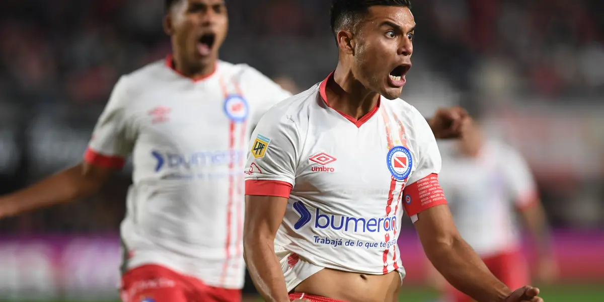 El Bicho derrotó al Pincha en la definición desde los 12 pasos luego del 1 a 1 del tiempo reglamentario, para meterse en las semifinales de la Copa de la Liga.