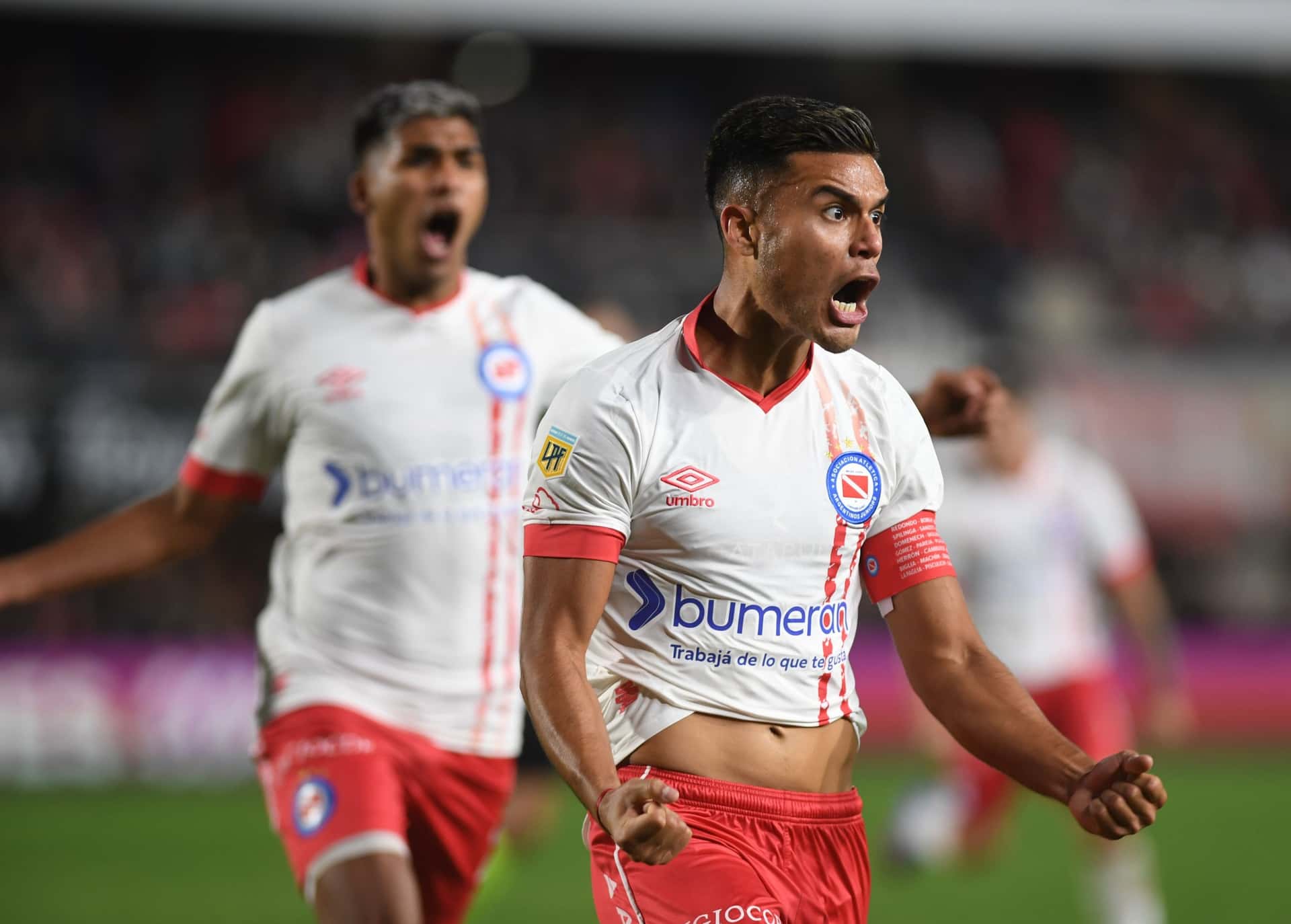 El Bicho derrotó al Pincha en la definición desde los 12 pasos luego del 1 a 1 del tiempo reglamentario, para meterse en las semifinales de la Copa de la Liga.