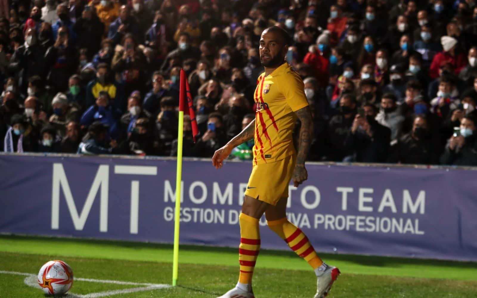El brasileño se volvió a poner la camiseta del Barcelona de forma oficial en el triunfo por la Copa del Rey y después aseguró que eso es "un regalo".