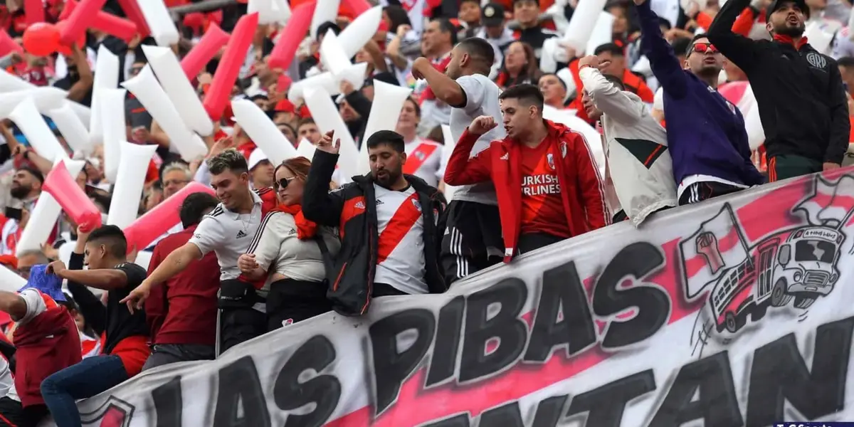 El canto de los hinchas de River