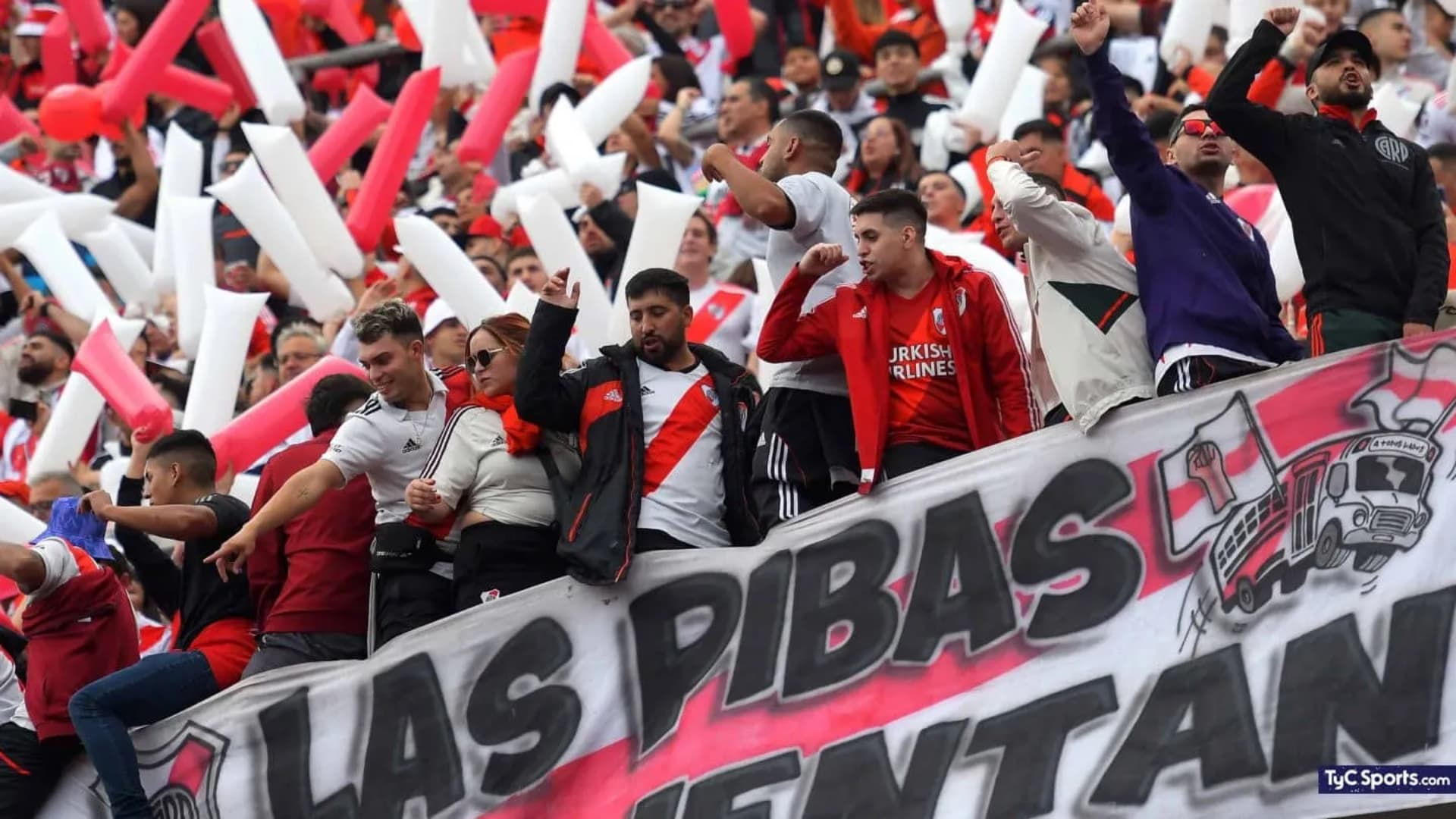 El canto de los hinchas de River