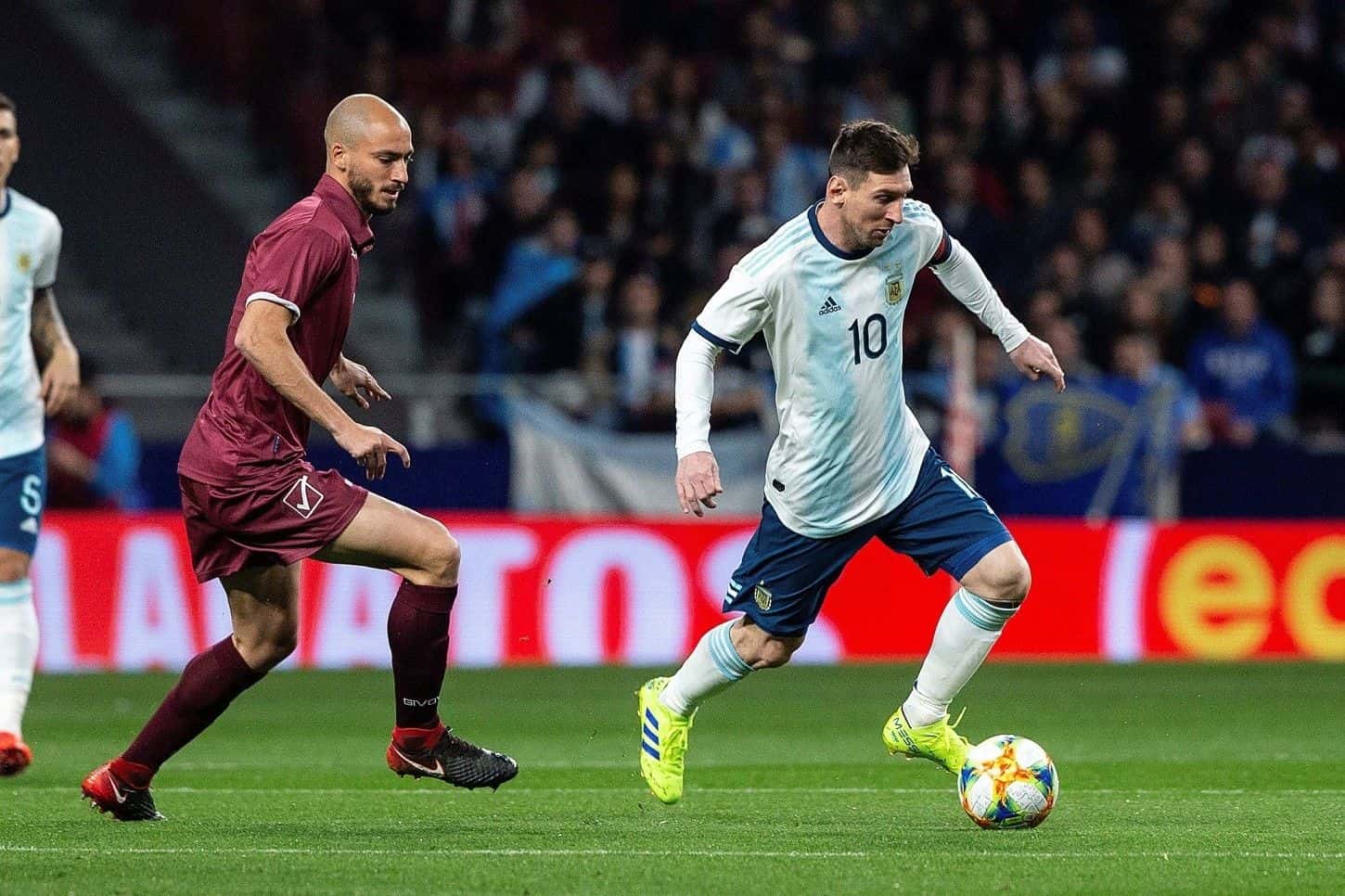 El capitán acumula cuatro partidos sin poder anotarle un gol a la Vinotinto. ¿Podrá Leo romper el maleficio?