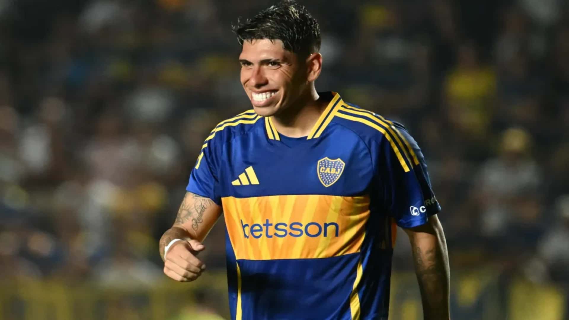 El chileno fue fundamental en la victoria 2 a 1 frente al Globo en La Bombonera