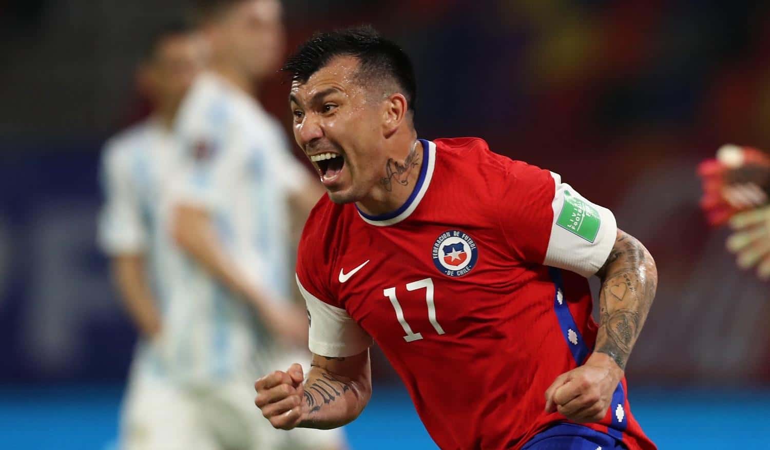 El chileno que milita en el Bologna de la Serie A suena como refuerzo para el Xeneize.