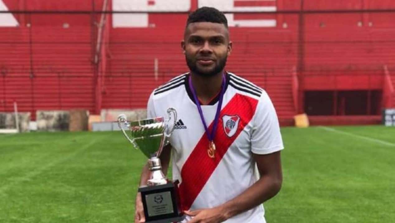 El Ciclón está interesado en uno de los futbolistas de la cantera del Millonario.